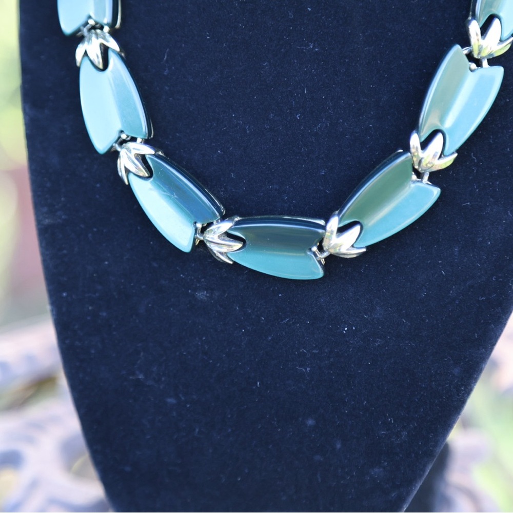 Lisner Teal Link Necklace with Gold-Tone Accents - Picture 2 of 5
